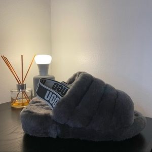 ✨Fuzzy Ugg Slides✨